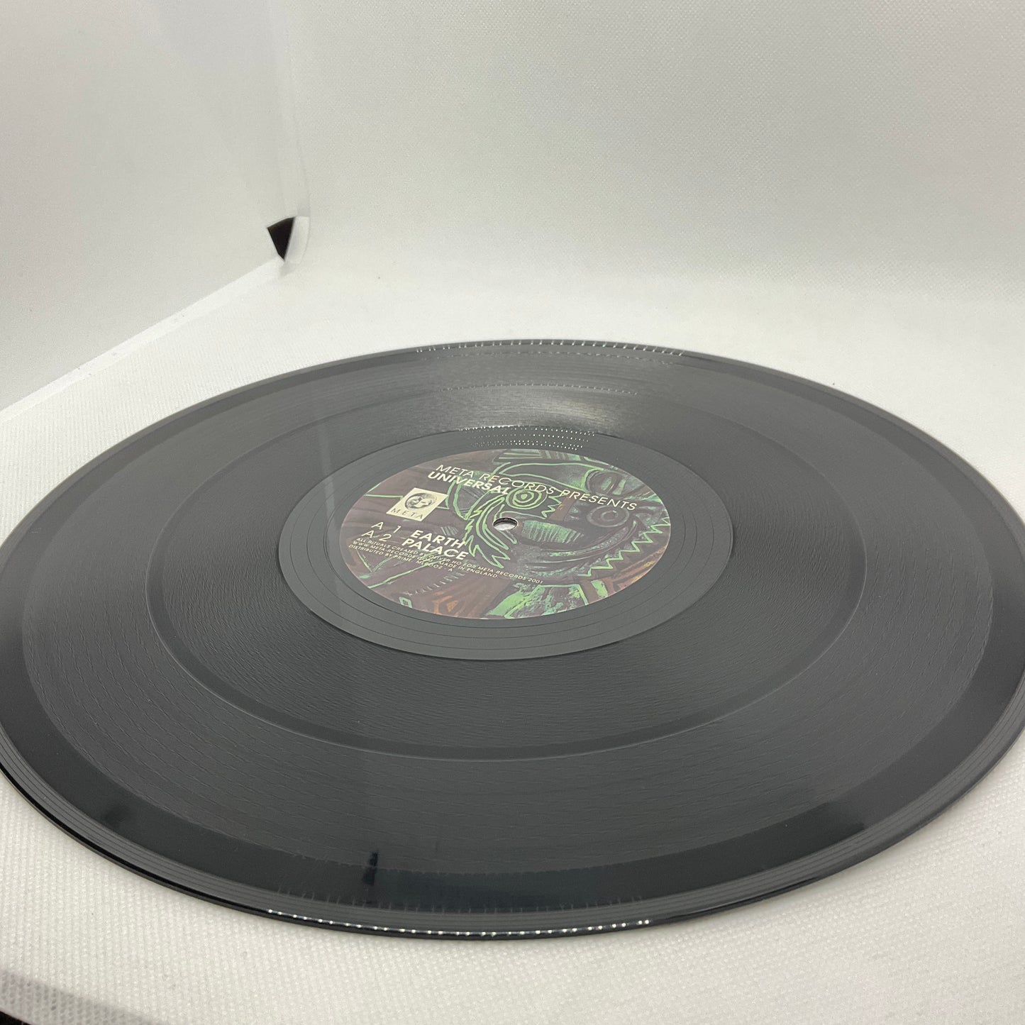 Oliver Ho - Universal / META LP002