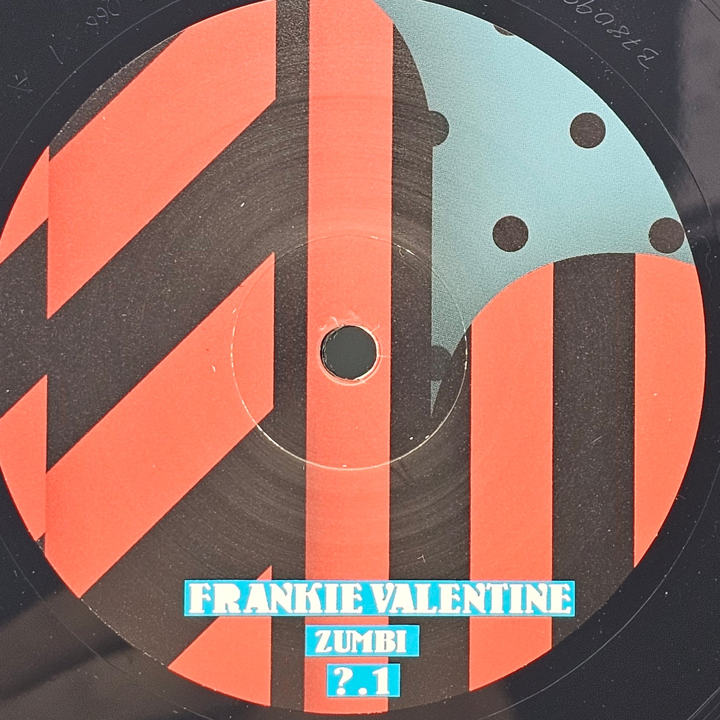 Frankie Valentine – Zumbi