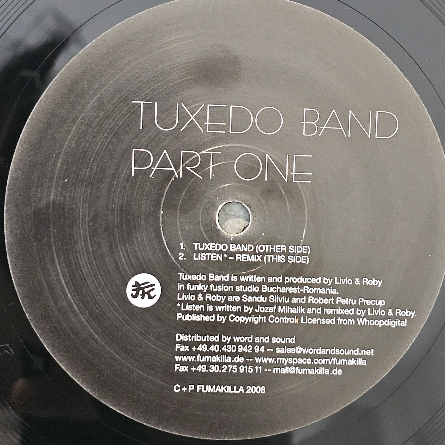 Livio & Roby – Tuxedo Band Part One